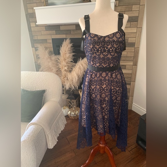 NWT Self-Portrait Circle Blue Navy Lace Asymmetric Hem Midi Cocktail Dress Sz 6 - Picture 1 of 9
